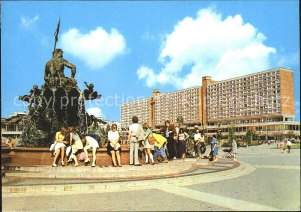 Berlin Neptunbrunnen