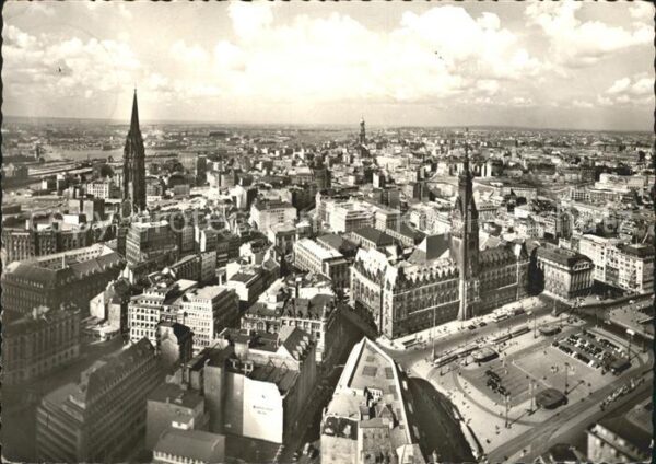 Hamburg Innenstadt mit Rathaus