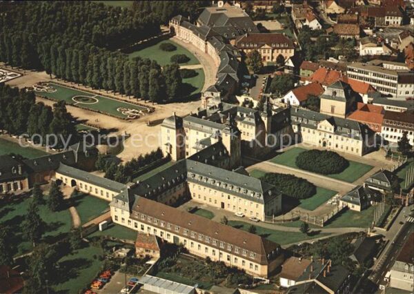 Schwetzingen Schloss mit Schlossgarten Fliegeraufnah