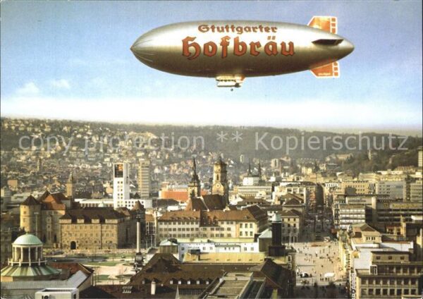 Stuttgart Zeppelin über der Stadt