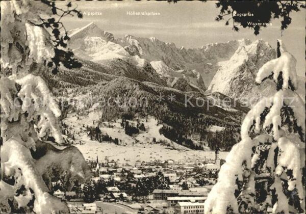 Garmisch-Partenkirchen Winteridyll mit Zugspitzgruppe
