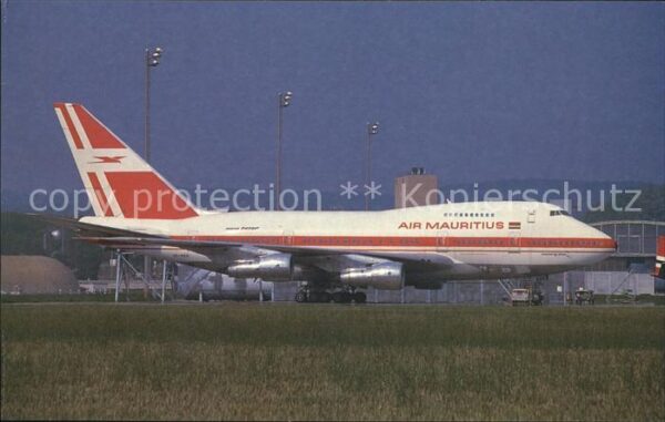 Flugzeuge Zivil Air Mauritius Boeing 747SP-44 3B-NAG