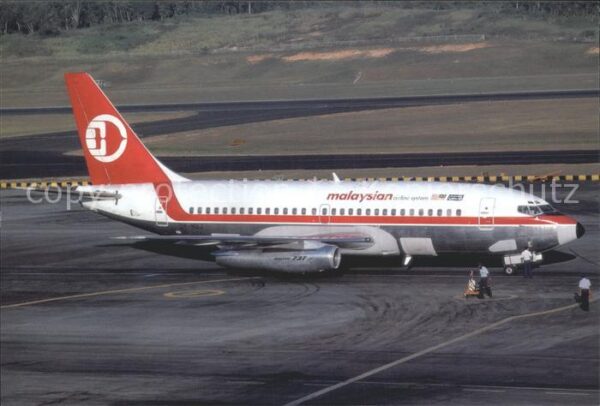 Flugzeuge Zivil Malaysian Airline System B-737-2H6 9M-M