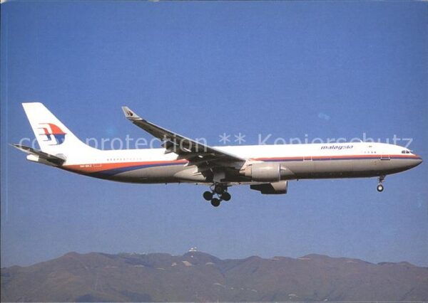 Flugzeuge Zivil Malaysia Airlines A330-322 9M-MKZ c/n 0