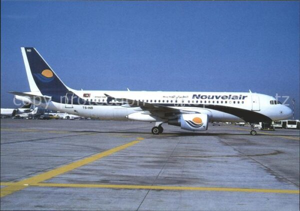 Flugzeuge Zivil Noubelair Airbus A320 TS-INB
