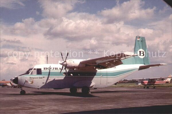 Flugzeuge Zivil Bouraq Indonesia Airlines IPTN 212-A4 S