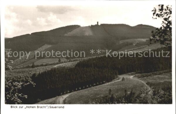 Lennestadt Blick zur Hohen Bracht