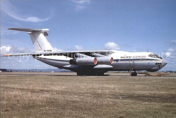 Flugzeuge Zivil Pacific Express IL-76 TD RA-76786