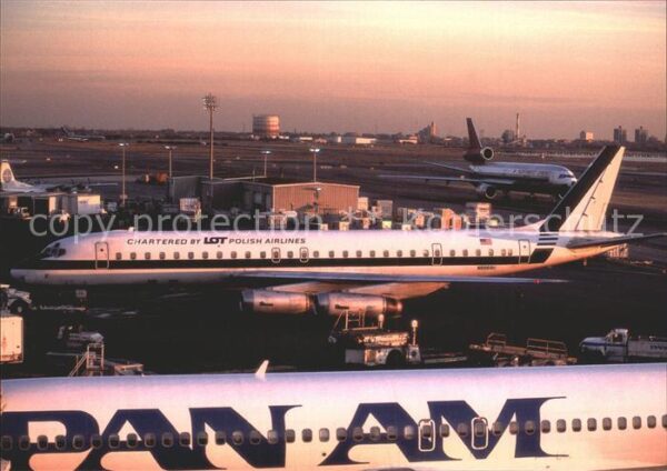Flugzeuge Zivil LOT McDonnell Douglas DC-8-62 N8962U Cn