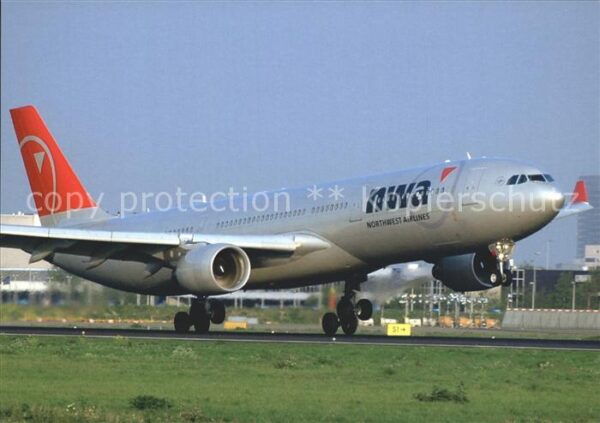 Flugzeuge Zivil Northwest Airlines Airbus A330-323X N80