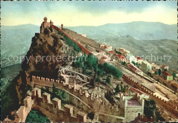 San Marino San Marino Seconda e terza Torre Fortezza Drei Tür