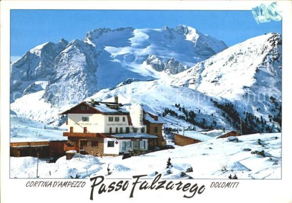 Cortina d Ampezzo Passo Falzarego Wintersportplatz Dolomi