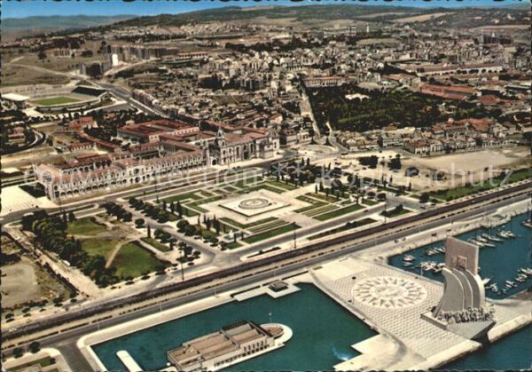 Belem Lisboa Vista aerea Monumento