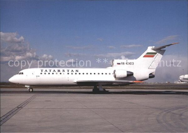 Flugzeuge Zivil Tatarstab Airlines Yak-42D RA-42433 c/n