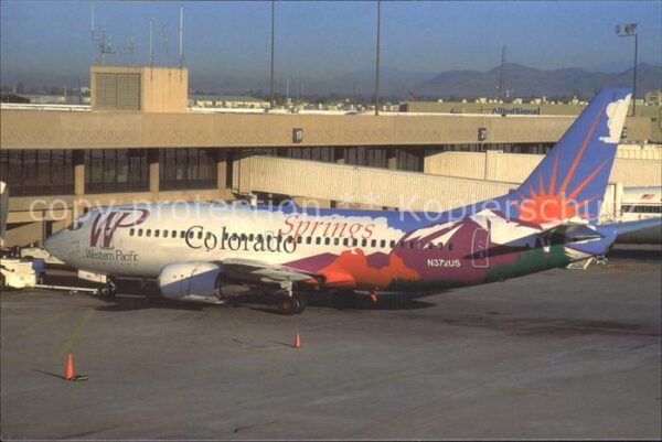 Flugzeuge Zivil Western Pacific Boeing 737-3B7 N372AU c
