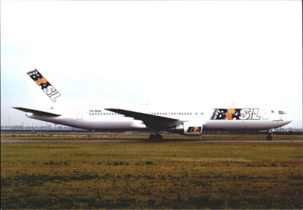 Flugzeuge Zivil Way Brasil Boeing 767-33A ER 25403 PR-B