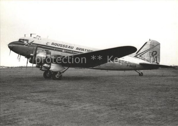 Flugzeuge Zivil Rouseau Aviation DC-3 F-BAXR c/n 20100