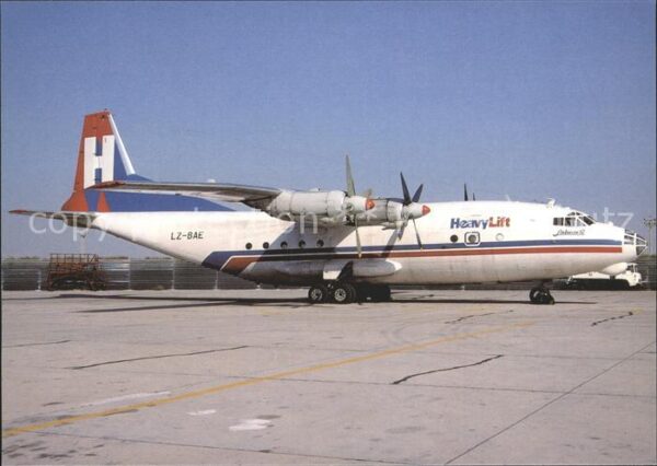 Flugzeuge Zivil Heavylift AN-12BP  LZ-BAE c/n 402001