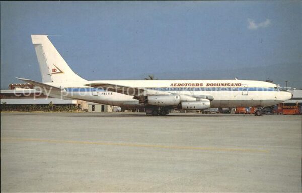 Flugzeuge Zivil Aerotours Dominicano Boeing 720-025 N87