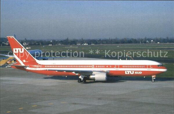 Flugzeuge Zivil LTU Süd Boeing 767 ER