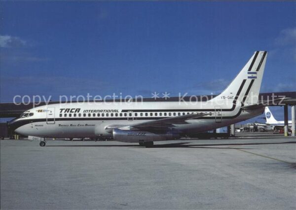 Flugzeuge Zivil TACA International Airlines Boeing 737-