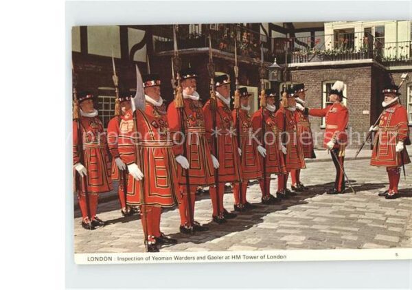 Leibgarde Wache Inspection Yeoman Warders Gaoler HM Tow