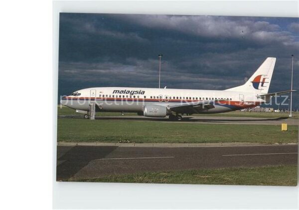 Flugzeuge Zivil Malaysia Airlines Boeing 737-4S3 G-BPKB