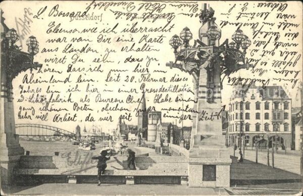 Duesseldorf Neues Rheinufer