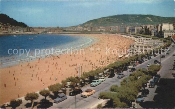 San Sebastian  Pais Vasco ES Promenade beach of la Concha