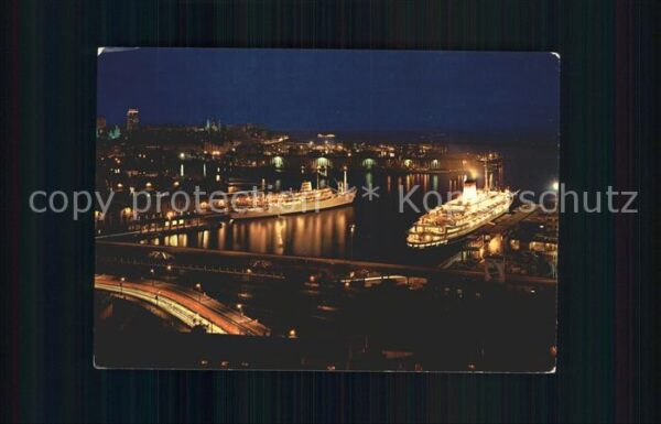 Genova Genua Liguria Hafenansicht Leonardo da Vinci Nacht