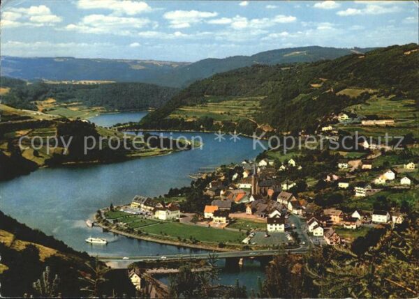 Einruhr Dorf am See
