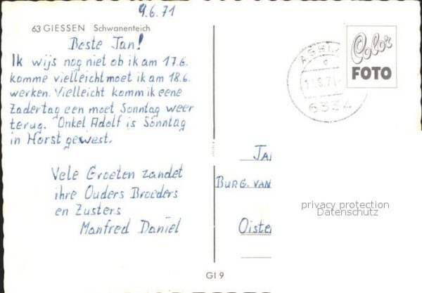 Giessen Lahn Kind am Schwanenteich – Bild 2