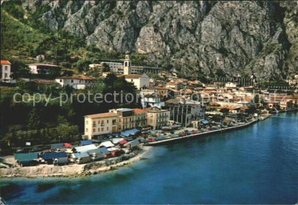 Limone sul Garda Partie am See Fliegeraufnahme