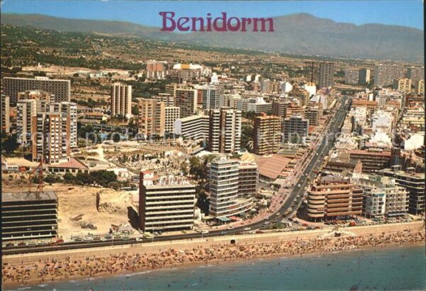 Benidorm Fliegeraufnahme Hochhäuser am Strand