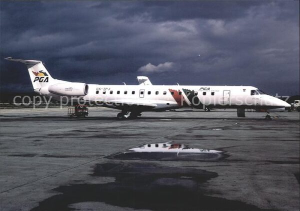 Flugzeuge Zivil Portugalia Embraer EMB-145 CS-TPJ Cn 14
