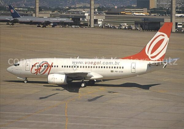 Flugzeuge Zivil GOL Transportes Aereos Boeing 737-7L9 P