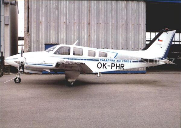 Flugzeuge Zivil Richmond A.S. Walachia Air Force Beech