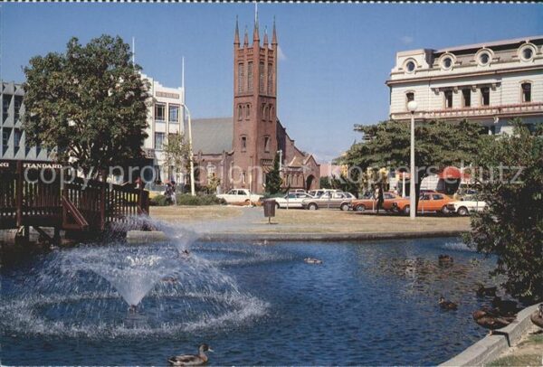 Palmerston North The Square Ententeich Fontäne