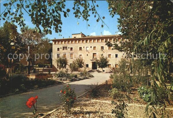 Mallorca Santuario de Lluc Plaza de peregrinos