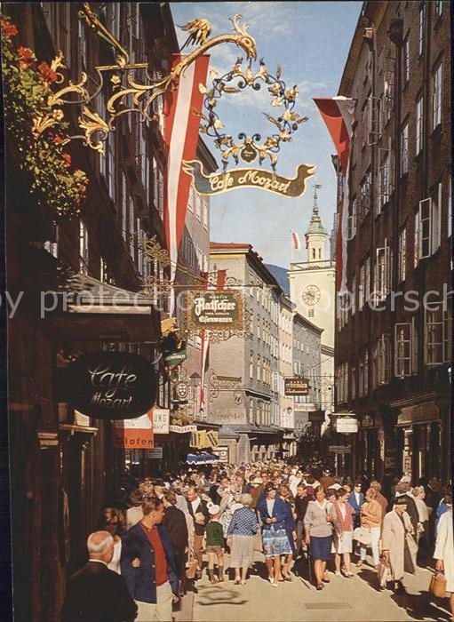Salzburg Oesterreich Getreidegasse