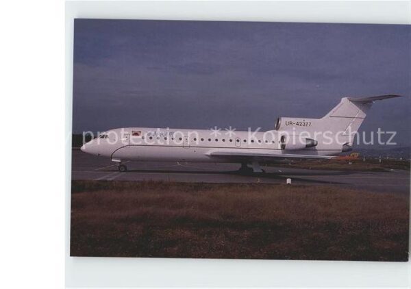 Flugzeuge Zivil Ada Air Yakovlev 42D UR-42377