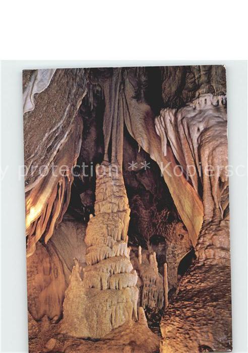 Hoehlen Caves Grottes Attendorn Tropfsteinhöhle Ruhmeshalle