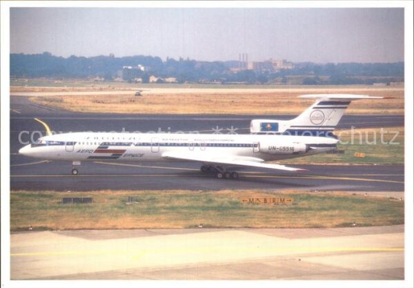 Flugzeuge zivil Aero Service Tupolev TU-154B-2 UN-85516
