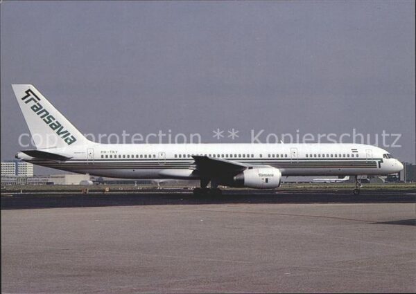 Flugzeuge zivil Transavia Airlines Boeing 757-236 (ER)