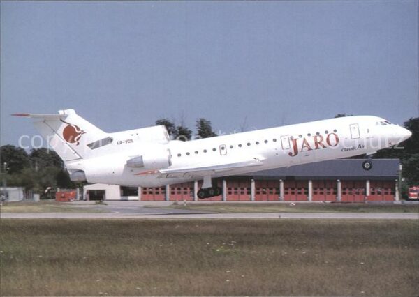Flugzeuge zivil JARO YAK-42D ER-YCB c/n 4520424304017 F
