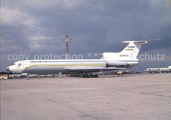 Flugzeuge Zivil Uzbekistan Havo Jullary Tupolev 154B-2