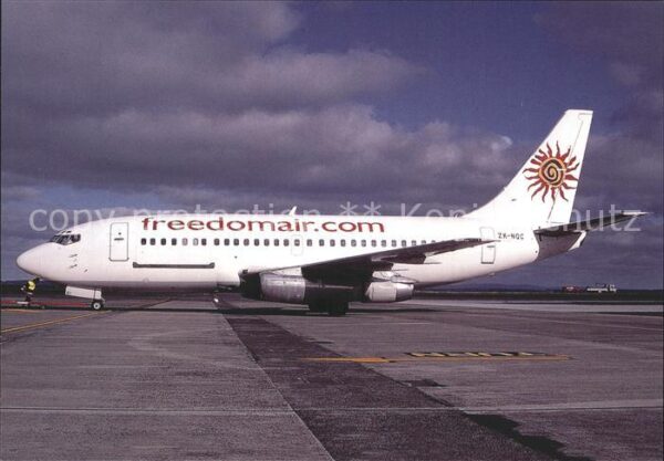 Flugzeuge Zivil Freedom Air Boeing 737-319C ZK-NQC c/n