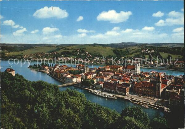 Passau Zusammenfluss Donau und Inn Stadtansich