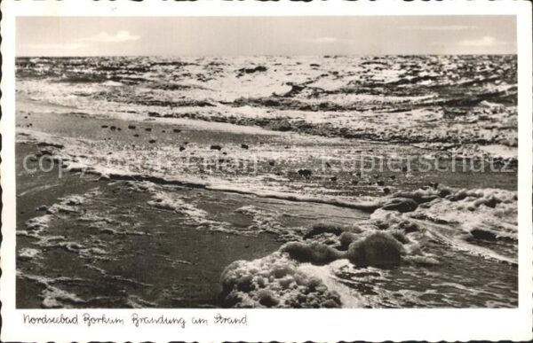 Borkum Brandung am Strand