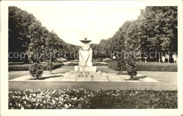 Rostock Rosengarten mit VVN Ehrenmal